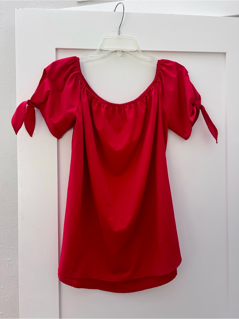 Women’s Off-Shoulder Tie-Sleeve Top in Red